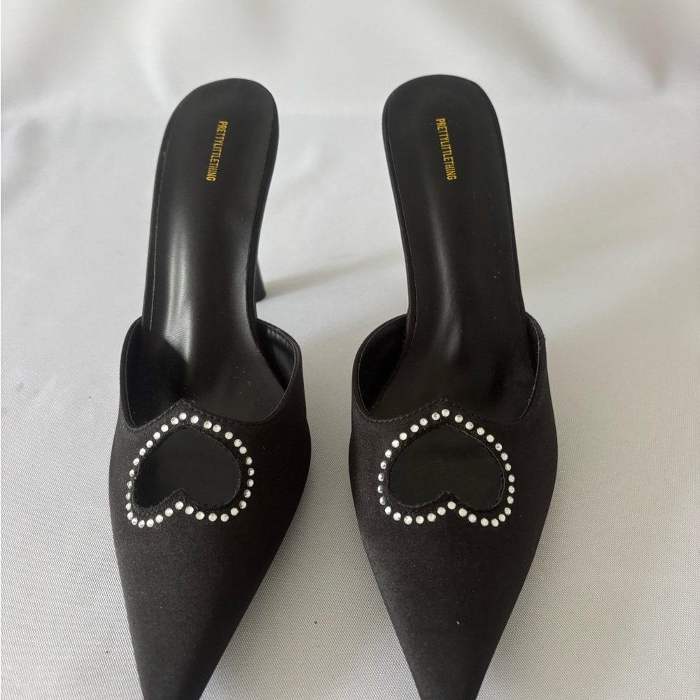 PrettyLittleThing Black Heart rhinestone Heels